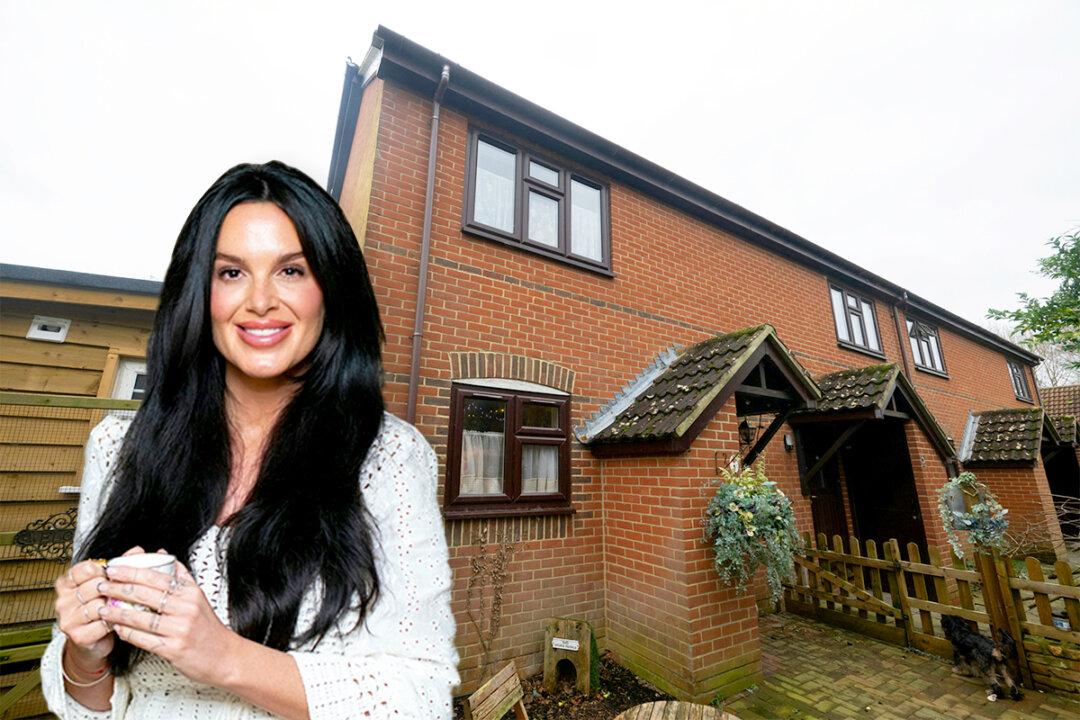 Mom Transforms Her Home in a 1940s Style, Loves It Despite Trolls Calling It ‘Disgusting’—Here’s How It Looks