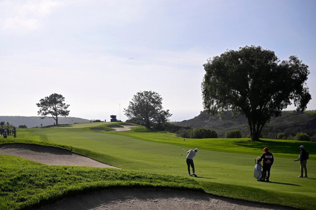 Stephan Jaeger Holds Onto Lead at Farmers Insurance Open