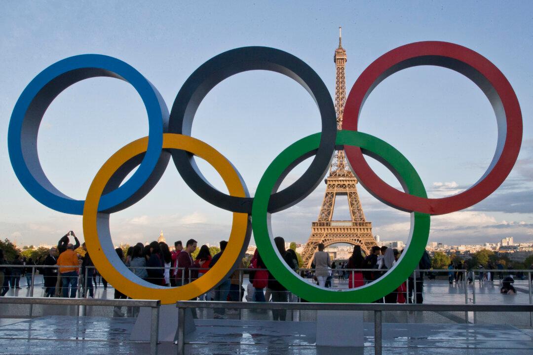 Australian Olympic Team Warned Against Wearing Uniform in Public in Paris