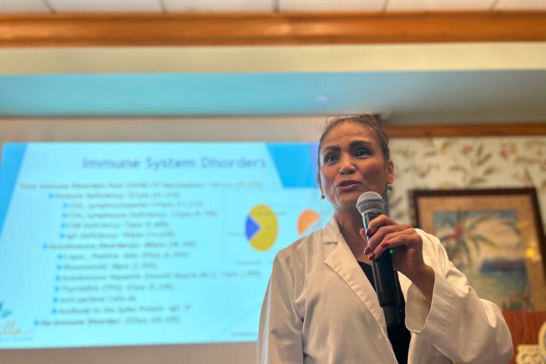 Doctor Reports ‘Alarming Increase’ in Vaccine Injuries Among Elderly