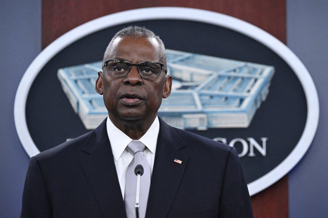 Defense Secretary Austin Agrees to Testify at House Hearing About Secret Hospitalization
