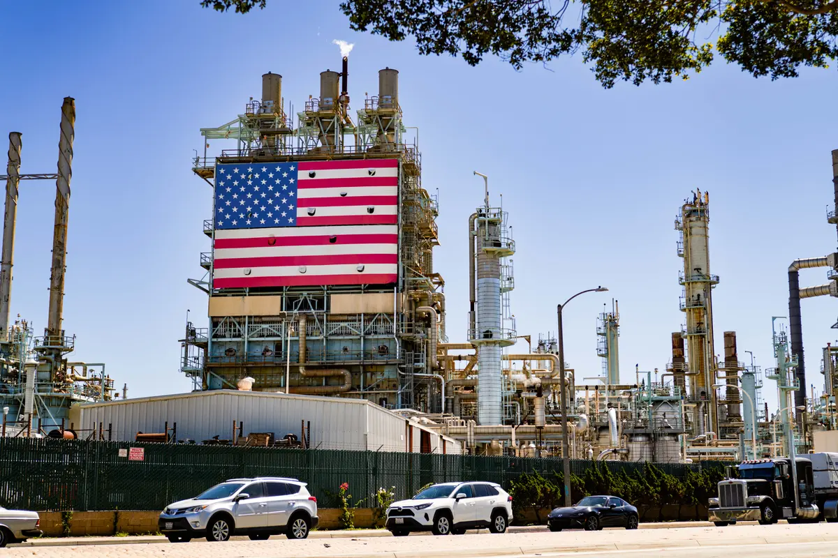 America’s Aging Oil Refinery Infrastructure Sees Renewal Under Trump: Industry Experts