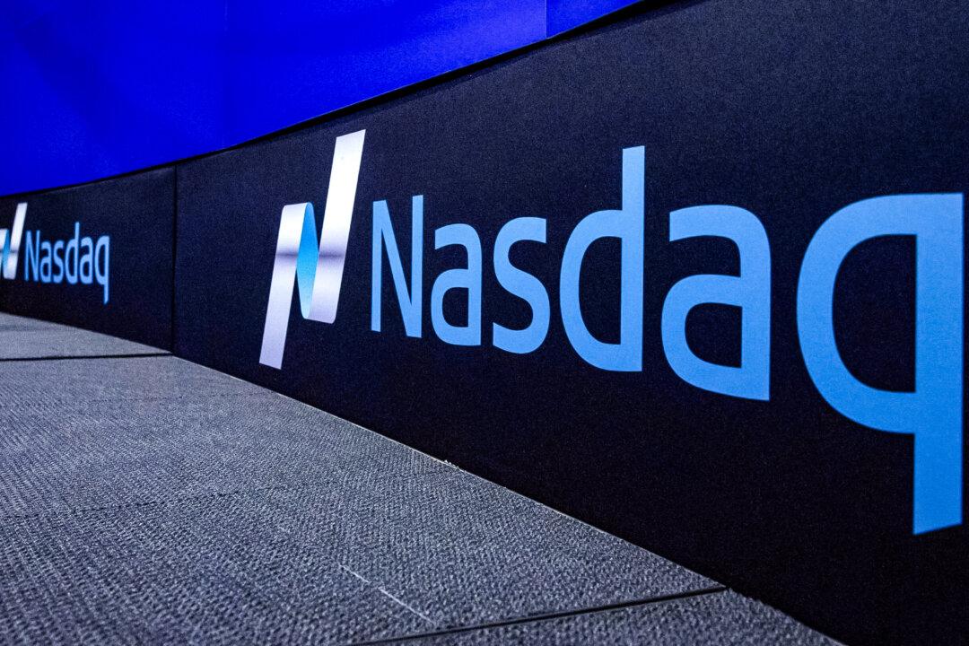 Nasdaq, S&P 500 Open Higher on Tech Earnings Cheer; Strong Jobs Data Weighs