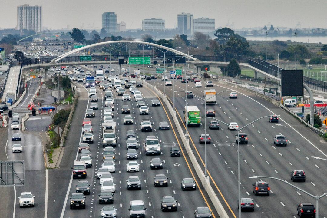 Bipartisan Climate Plan Would Drive Up Consumers’ Costs Without Helping Climate, Experts Say