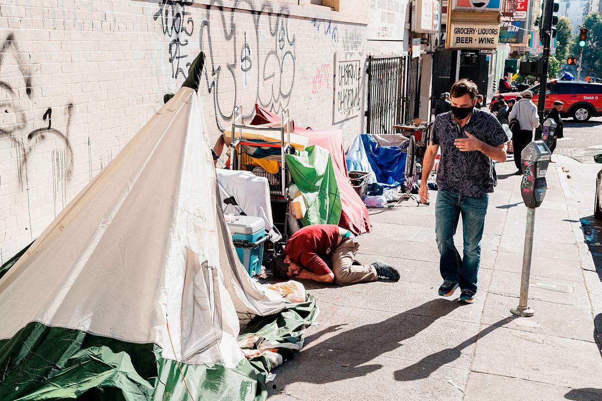 Homeless people on Jones Street in San Francisco on Nov. 13, 2023. (Jason Henry/AFP via Getty Images)