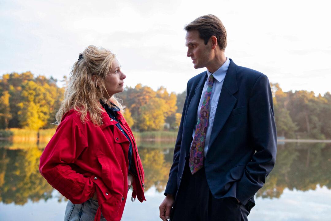 ‘Divided We Stand’: A Taut Political Thriller