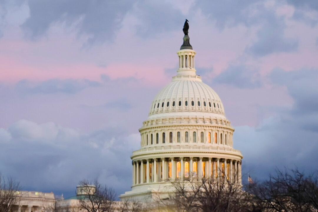 Ukraine Bill Turns ‘Blind Eye’ to Corruption, Senators tell Musk on X Spaces