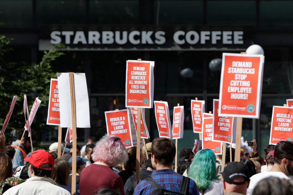 The Reasons Behind Declining Union Membership Rates, Wage Advantages