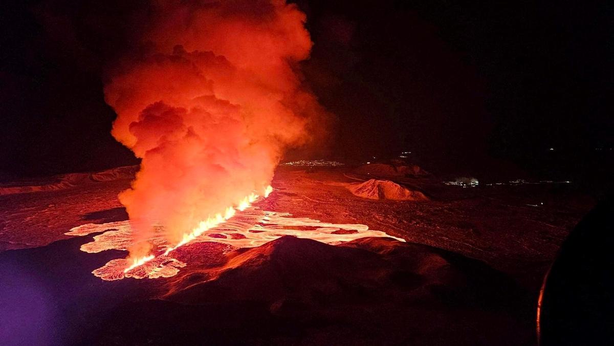 Iceland Volcano Erupts Again, Spewing Huge Lava Fountains Into Air