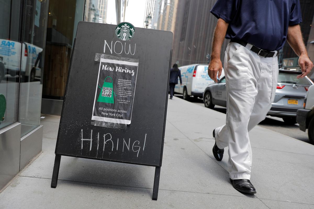 US Weekly Jobless Claims Stay Low Despite High-Profile Layoff Announcements