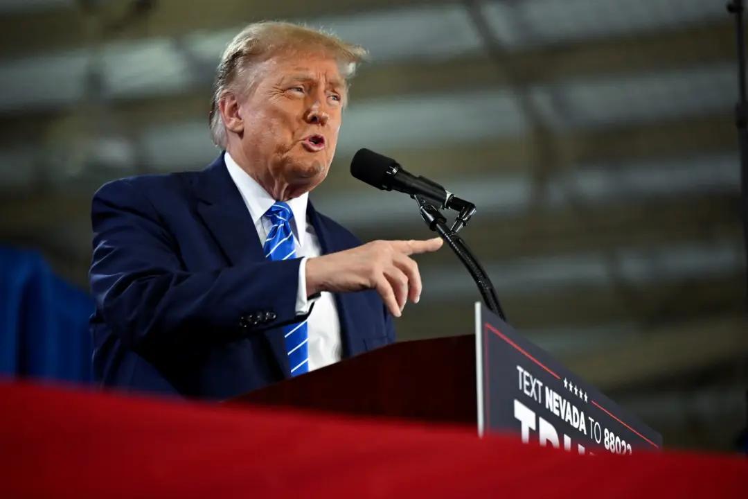 Trump Rallies for Nevada Caucusgoers to Also Support Voter ID Ballot Petition