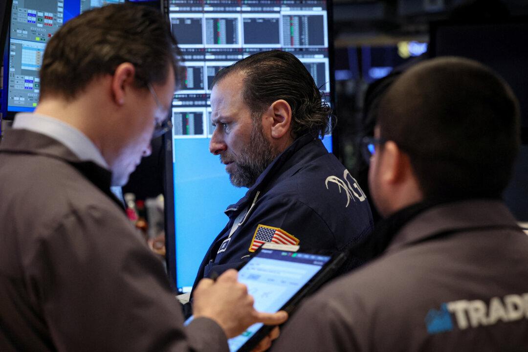 S&P 500 Opens Above 5,000 Mark After Revised Inflation Data