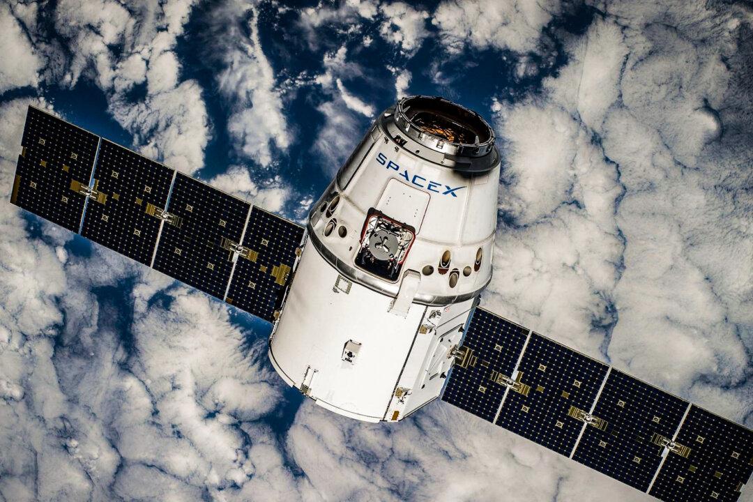 Ukraine Accuses Russia of Using Starlink Terminals, Musk Calls Claims ‘Categorically False’