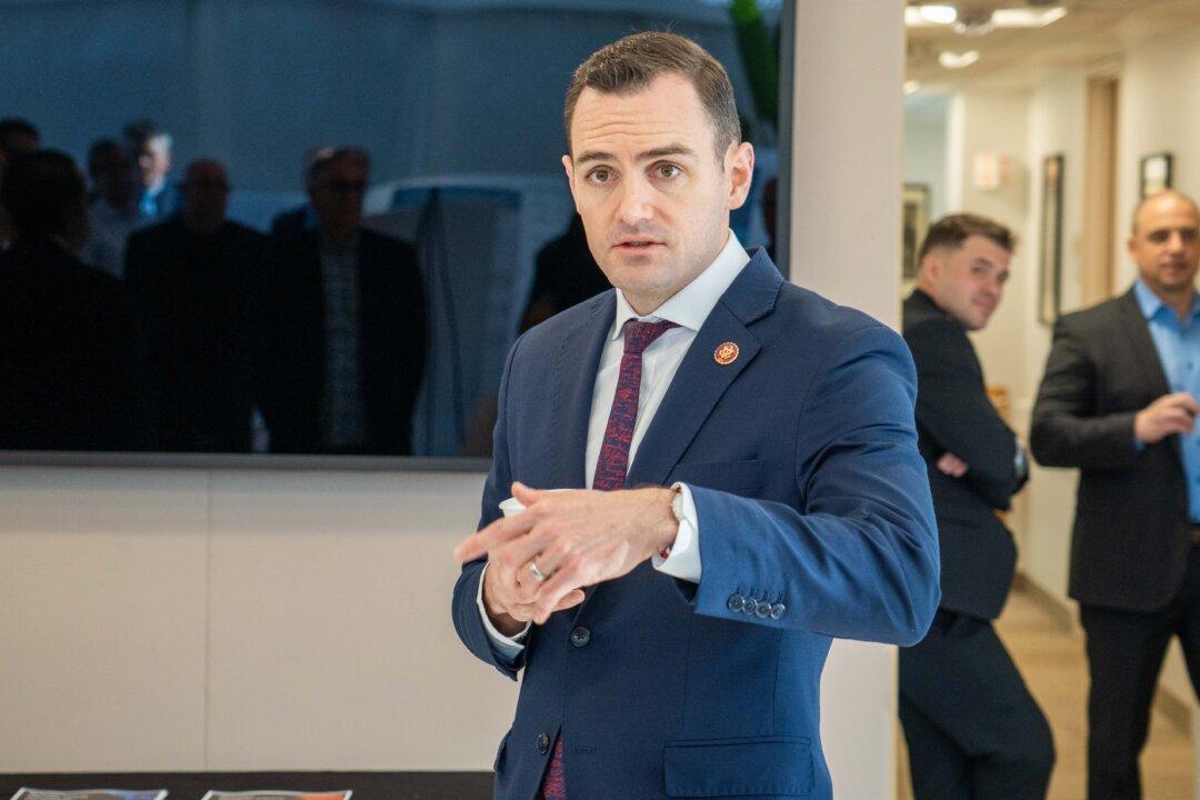 Lawmakers Call on Biden Administration to Blacklist WuXi AppTec Over Alleged Ties to Chinese Military