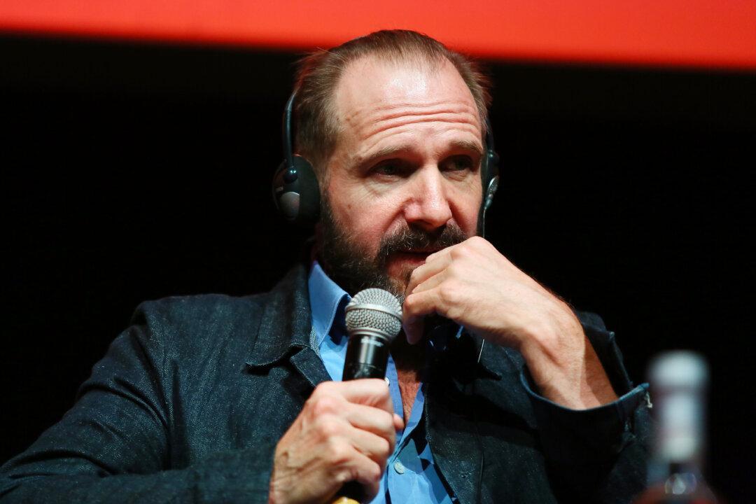 ‘You Should Be Disturbed’: Ralph Fiennes Criticizes Trigger Warnings