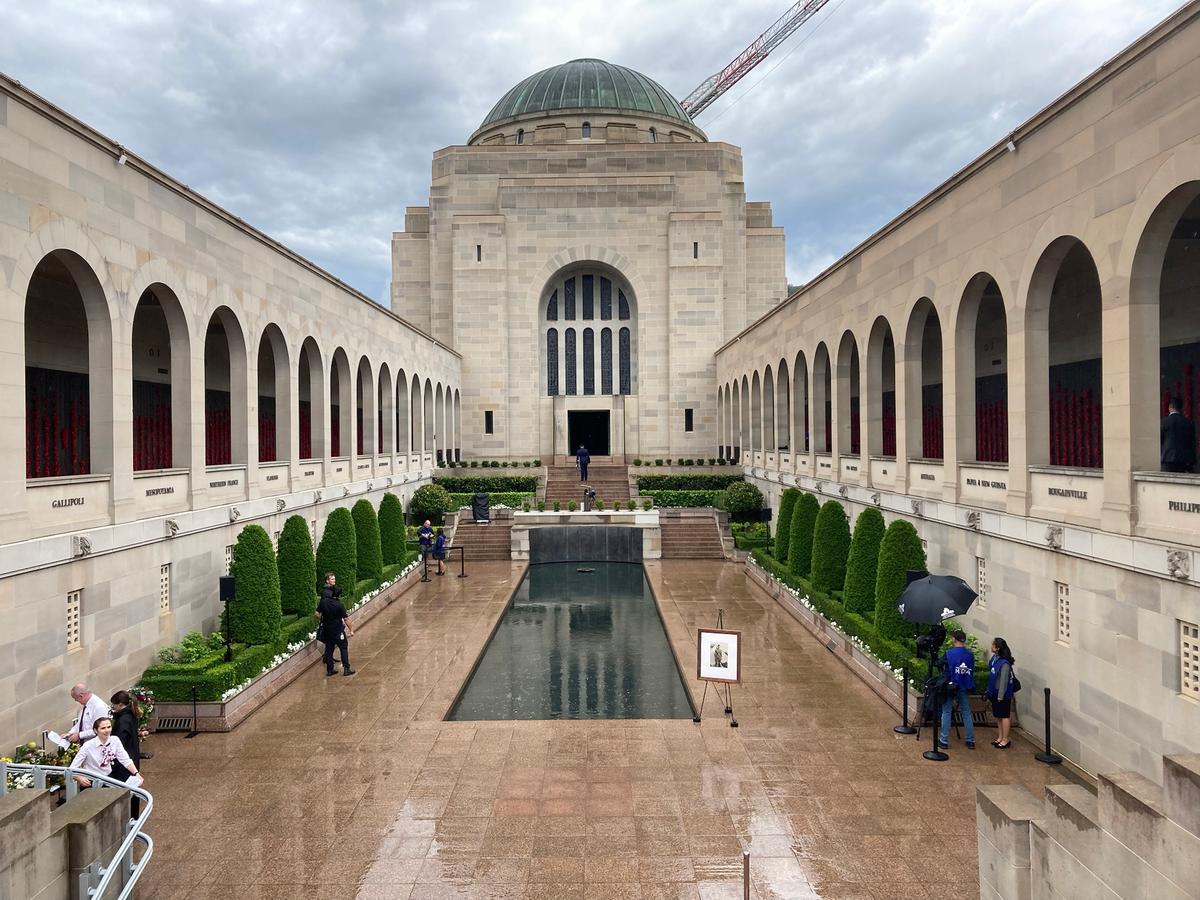Urgent Meeting Sought Over $550 Million War Memorial Upgrade