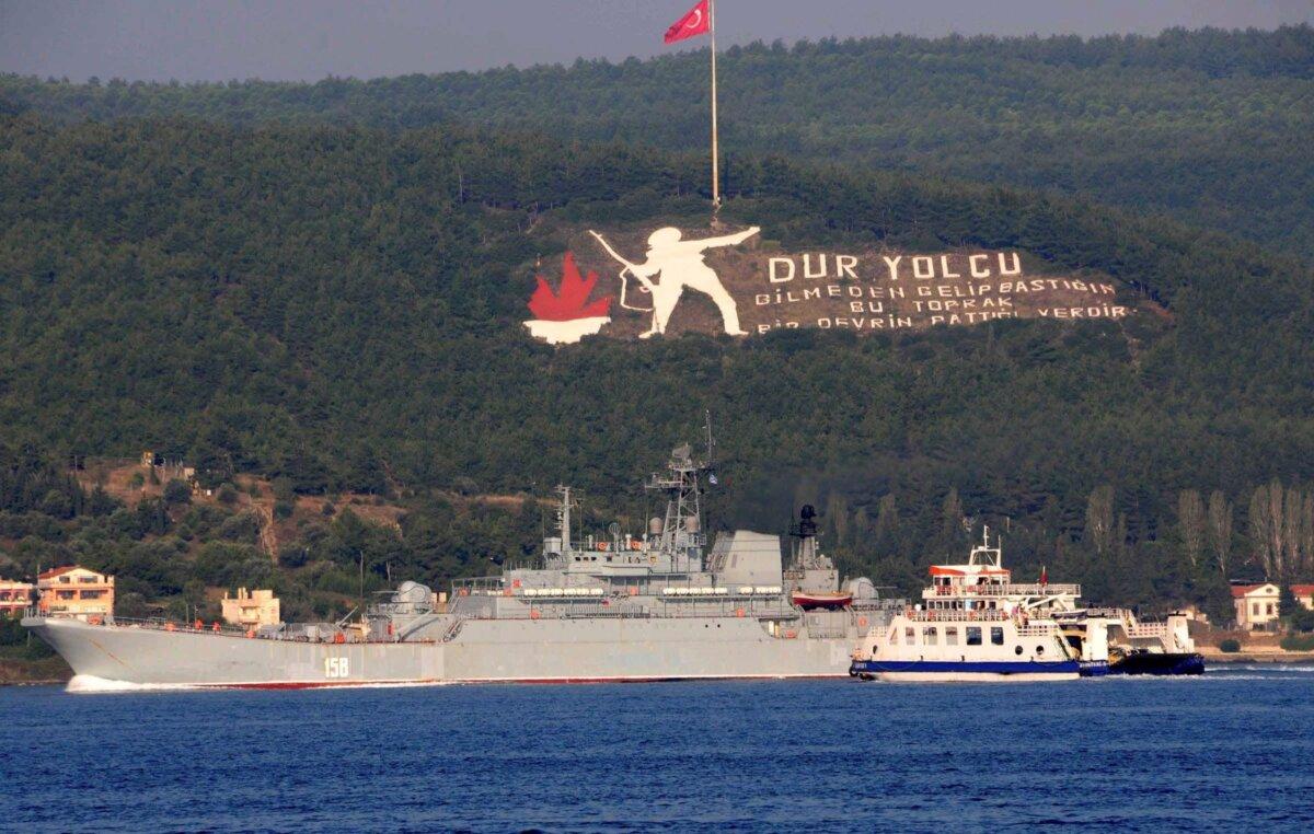 The Russian ship Caesar Kunikov passes through the Dardanelles strait in Turkey en route to the Mediterranean Sea on Oct. 4, 2015. (Burak Gezen/DHA via AP)
