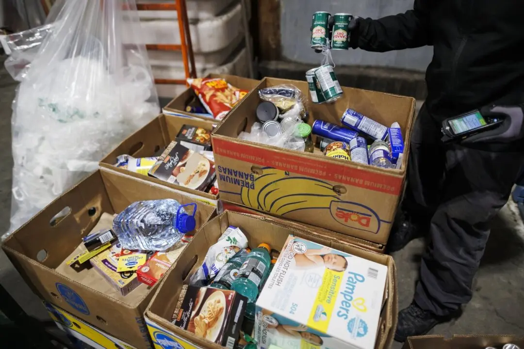 Ontario Food Bank Use Hits Record High for 9th Straight Year: Report