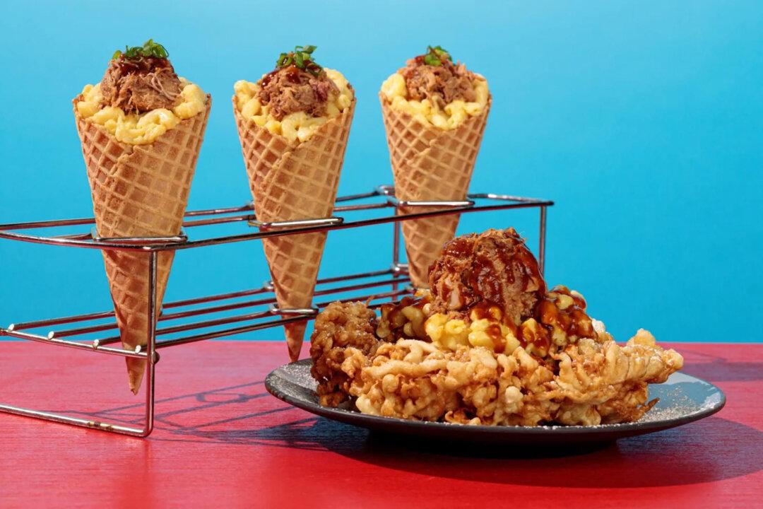 ‘Secret’ Mac & Cheese Festival Turns Knott’s Berry Farm Into the Cheesiest Place on Earth