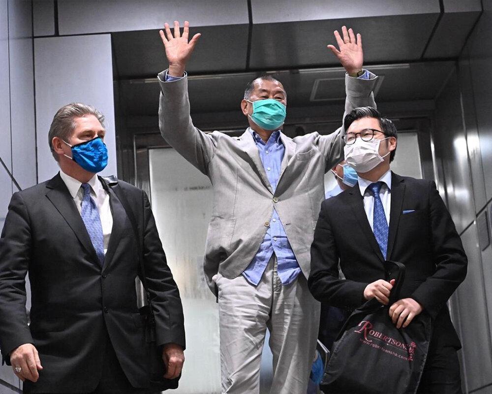 Jimmy Lai (C), founder of Next Media Group, was charged by the Hong Kong police with crimes including "conspiracy to collude with foreign forces” and "conspiracy to publish seditious materials" under the Hong Kong National Security Law. Pictured on Aug. 12, 2020. (Sung Pi-lung/The Epoch Times)