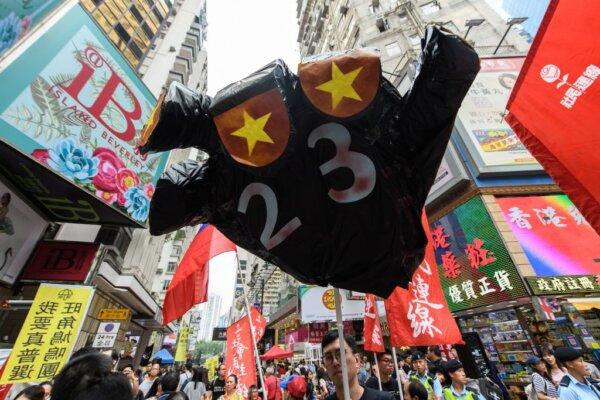 Protesters at a National Day rally in Hong Kong, on Oct. 1, 2018. (Anthony Wallace/AFP via Getty Images)