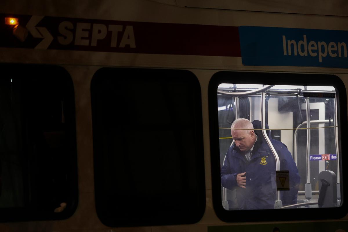 8 Teens Wounded by Gunfire at Philadelphia Bus Stop