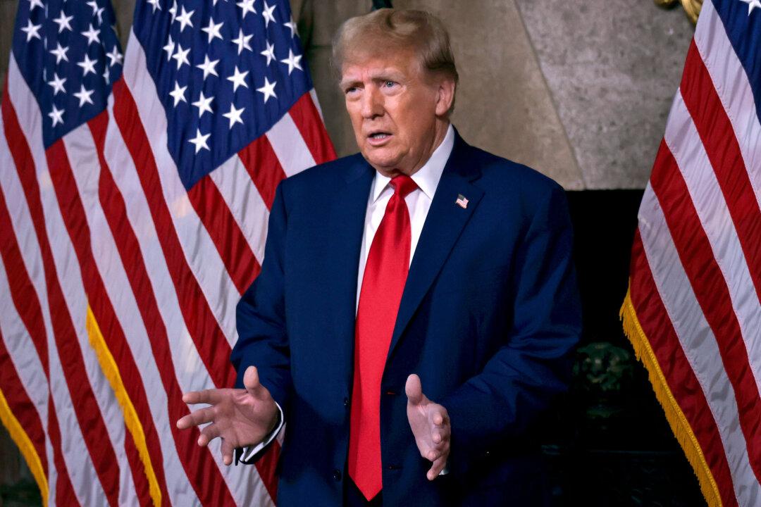 Trump Hit With Six-Figure Legal Bill in Failed UK Lawsuit Over Steele Dossier