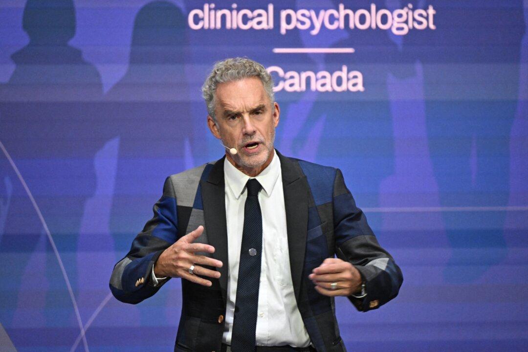 Jordan Peterson Warns of Surveillance State, Future ‘Secret Police’