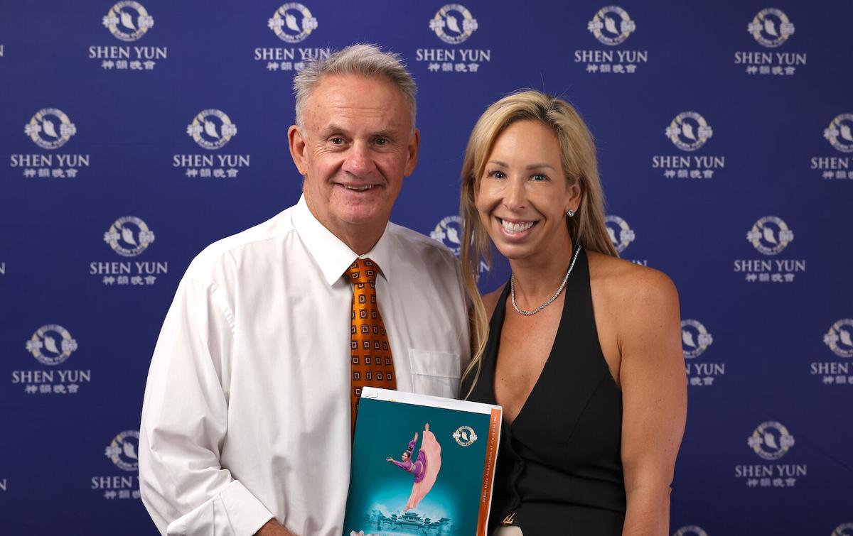 An ‘Honour’ to Watch Shen Yun, Says State MP Mark Latham