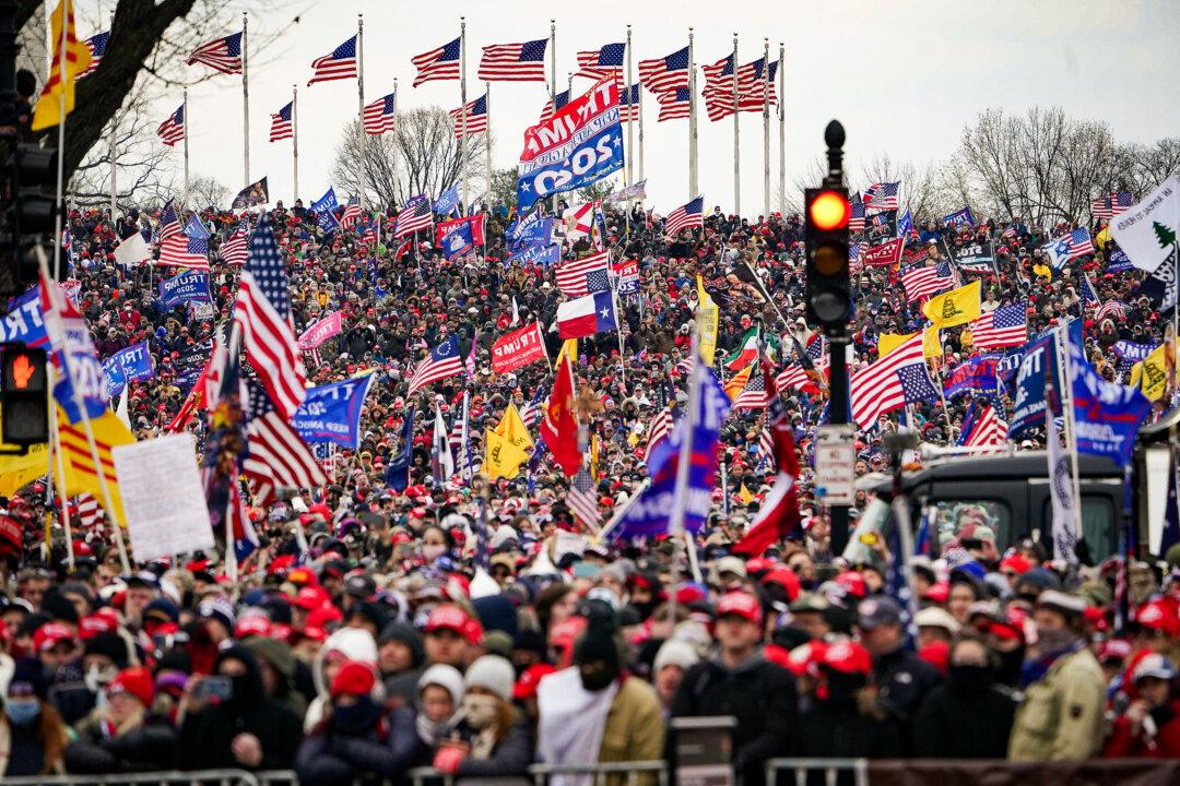 Trump Was Told People at Jan. 6 Rally Had Prohibited Items: Secret Service Agent