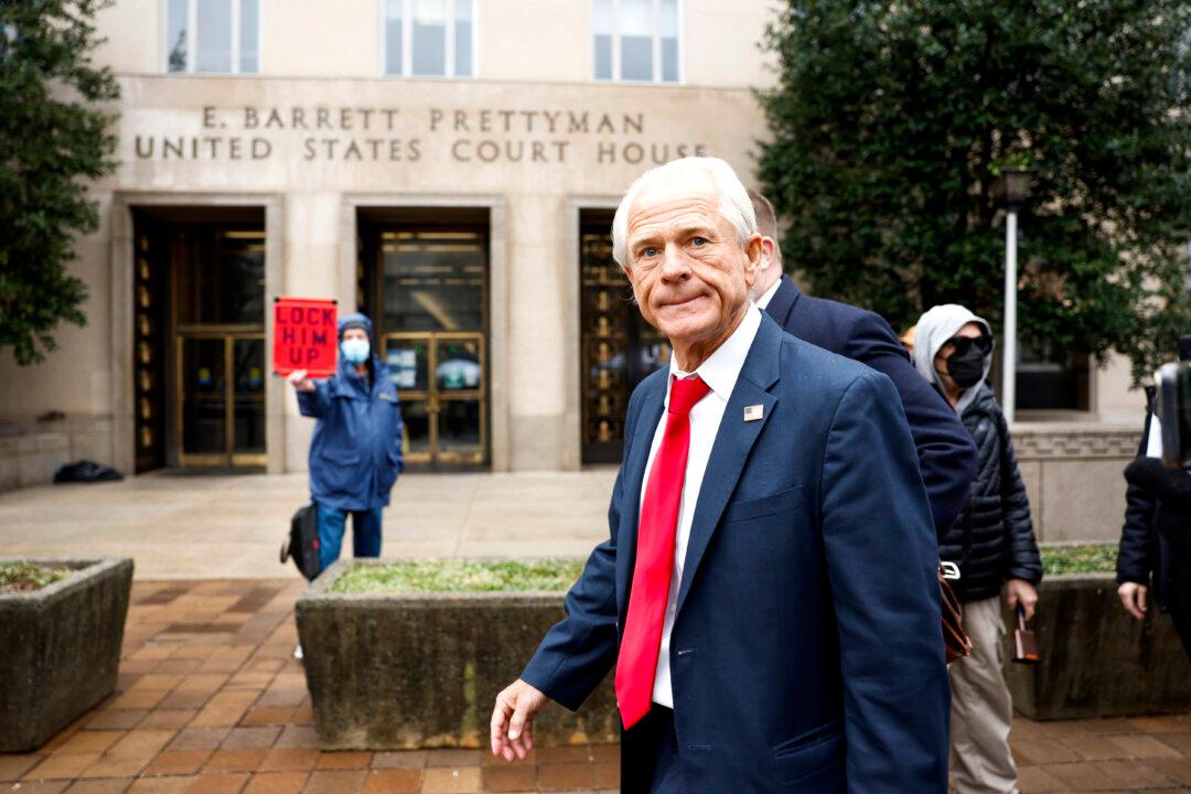 Appeals Court Denies Peter Navarro’s Bid to Delay Prison Term