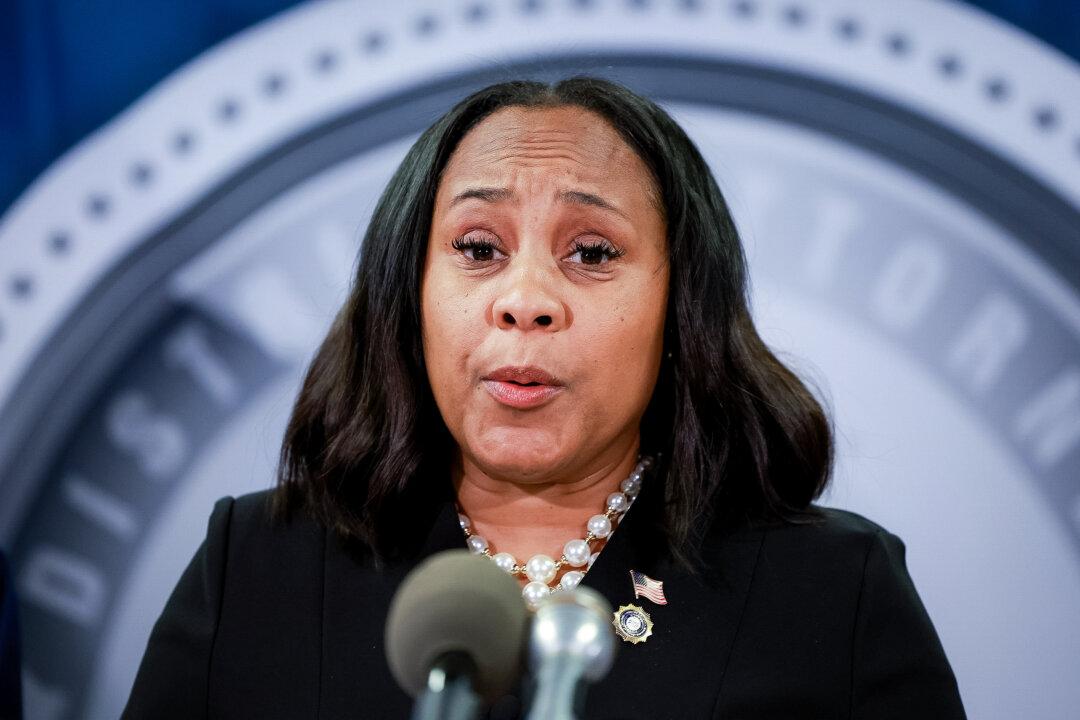 Fani Willis Asks Appeals Court to Reinstate 6 Charges Against Trump in Georgia Election Case