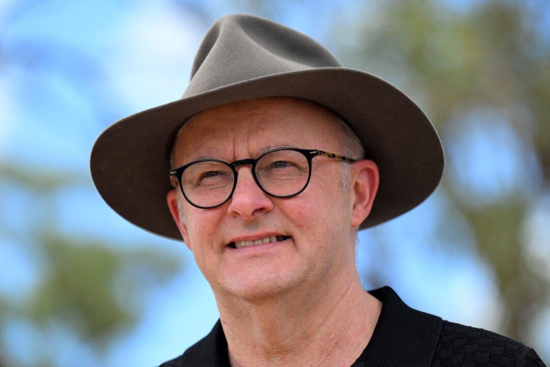 Uluru Statement Advocates Urge PM Not to Drop Support for Treaty, Truth-Telling