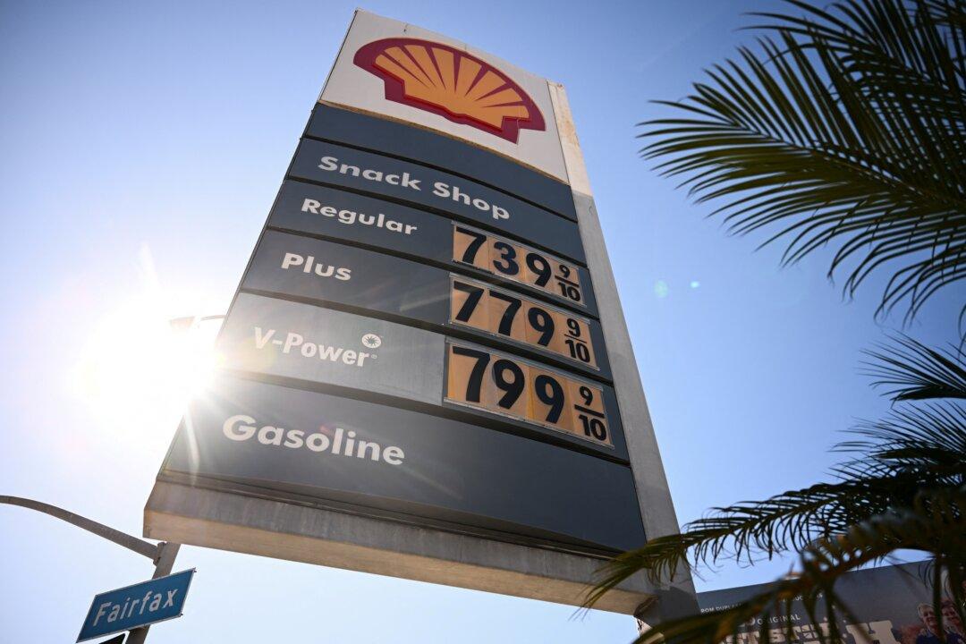 California to Raise Gas Tax by 2 Cents a Gallon in July