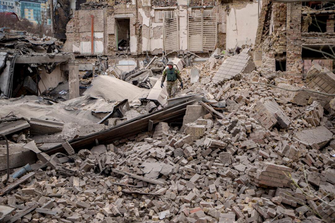 Kyiv Reshuffles Top Defense Chiefs Amid Stepped-Up Attacks by Russia