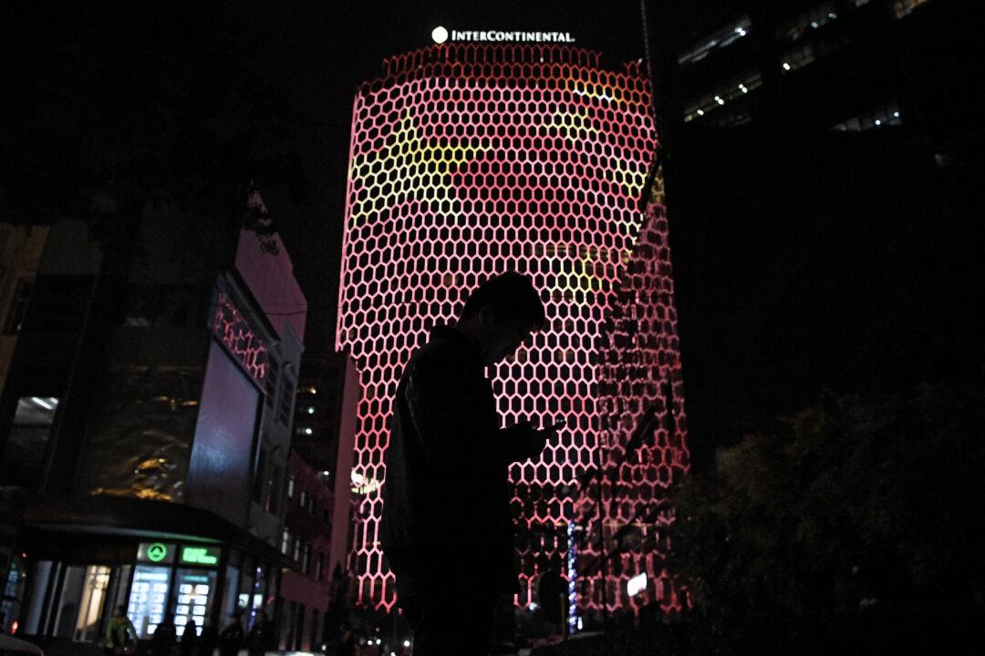 Florida Warns Schools to Not Use Online Tutoring Site Linked to CCP