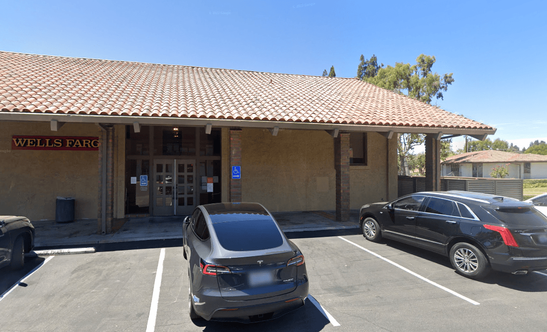 Fullerton Police Fatally Shoot Bank Robber In His 70s With Fake Bomb