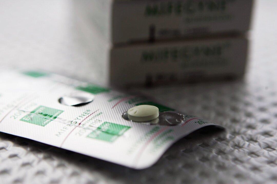Mail-Order DIY Abortion Pills in Canada Raise Safety Concerns: Pro-Life Group