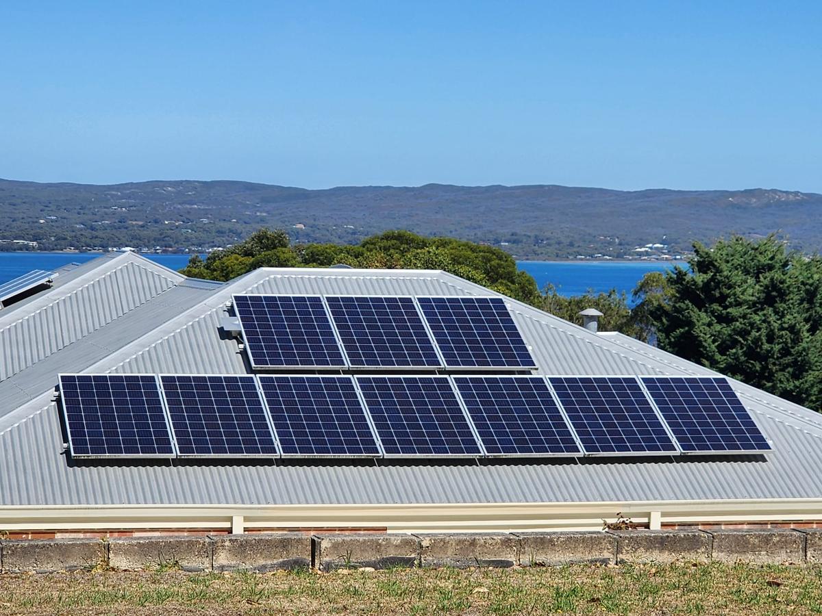 Federal Government to Help Western Australia Build More Solar, Wind Projects