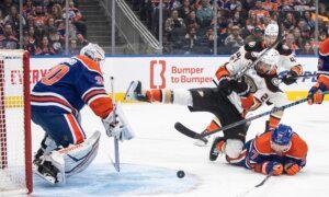 Connor McDavid Scores Twice, Helps Oilers Crush Ducks