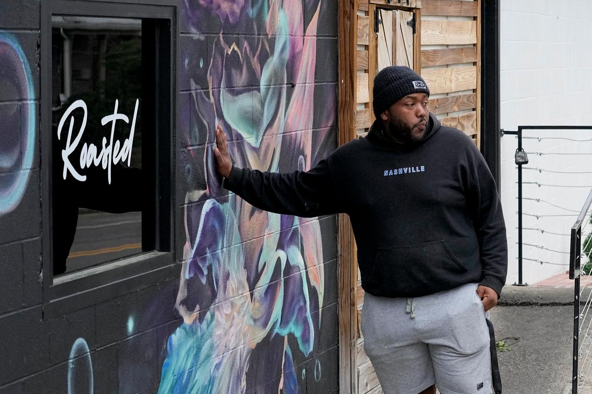 Easter Sunday Shooting in Nashville Restaurant Kills One Man and Injures 5 Others