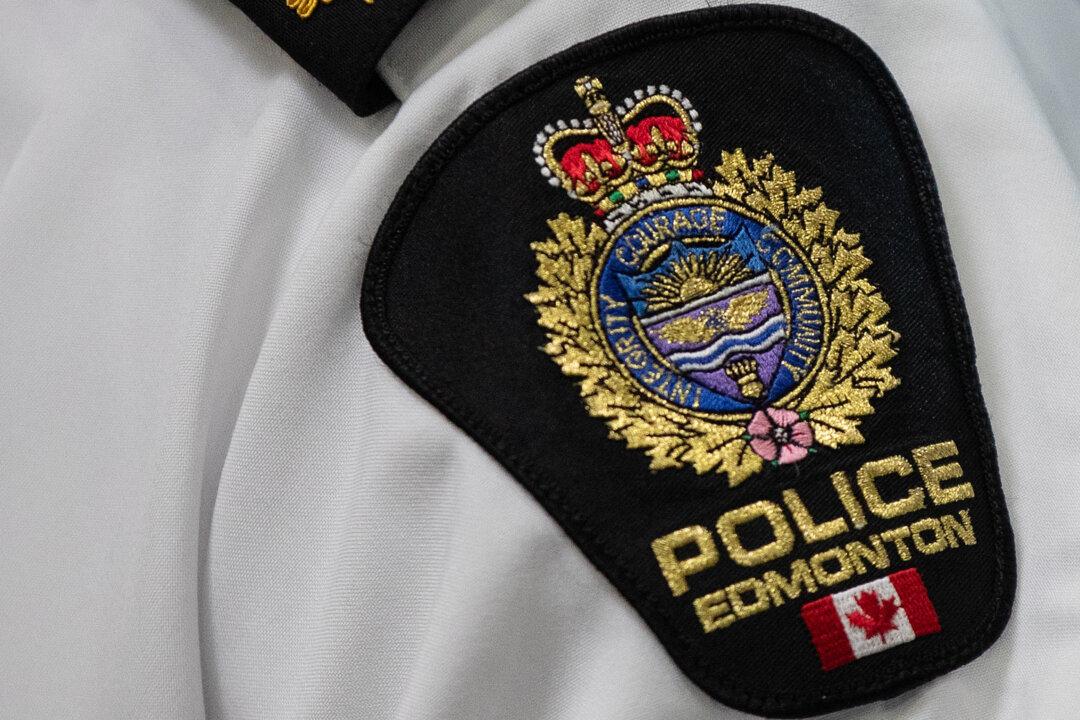 Edmonton Closes Apartment Building After Shooting Death of Security Guard