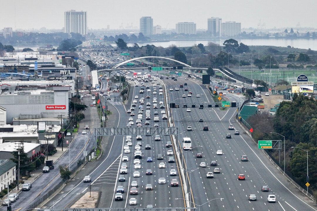 Supreme Court Dismisses Red State Constitutional Challenge to California’s Tailpipe Emissions Authority