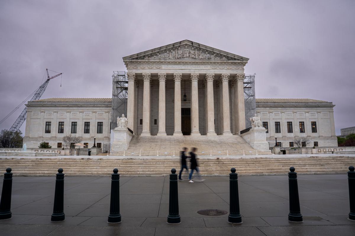 Supreme Court Divided on Censorship