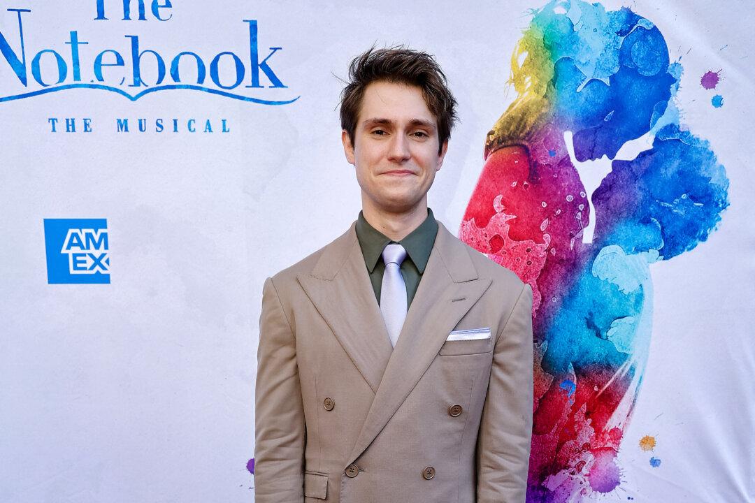 Broadway Actor John Cardoza Robbed by Panhandler in NYC