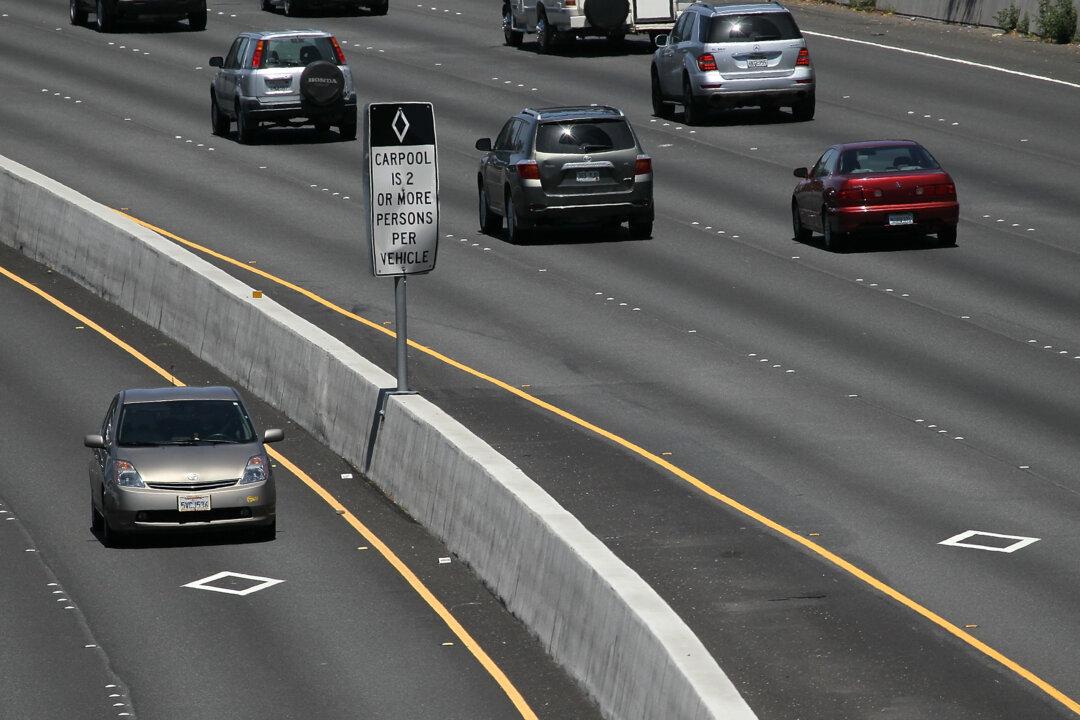 California’s Solo Drivers With EVs, Hybrids May Get Booted From Carpool Lanes After Next Year