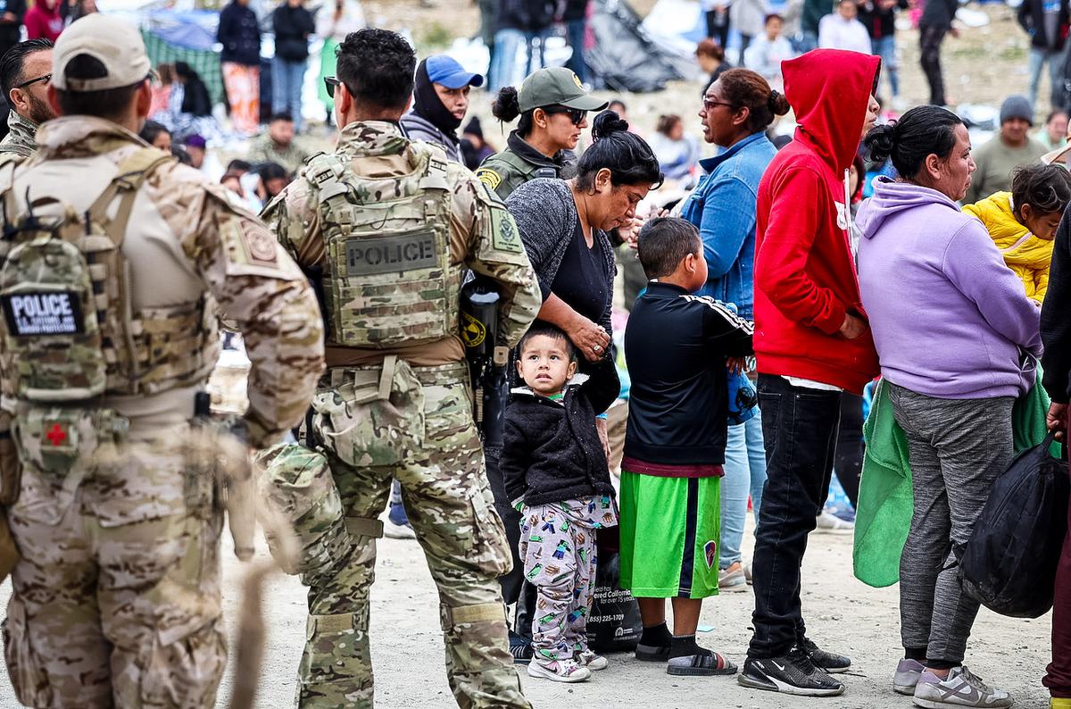 Judge Orders DHS to ‘Expeditiously’ Provide ‘Safe and Sanitary’ Housing for Illegal Immigrant Children