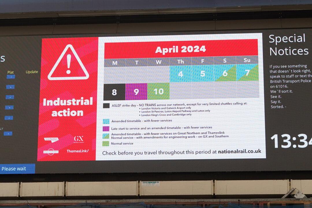 Train Drivers Mount Picket Lines Outside Railway Stations as Strikes Continue