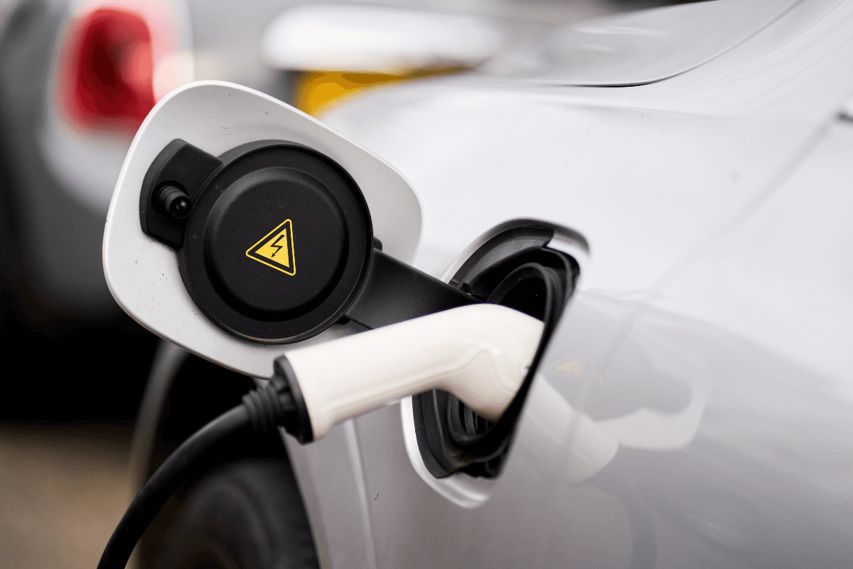 Challenges to EV Infrastructure in Race to 300,000 Charge Points by 2030