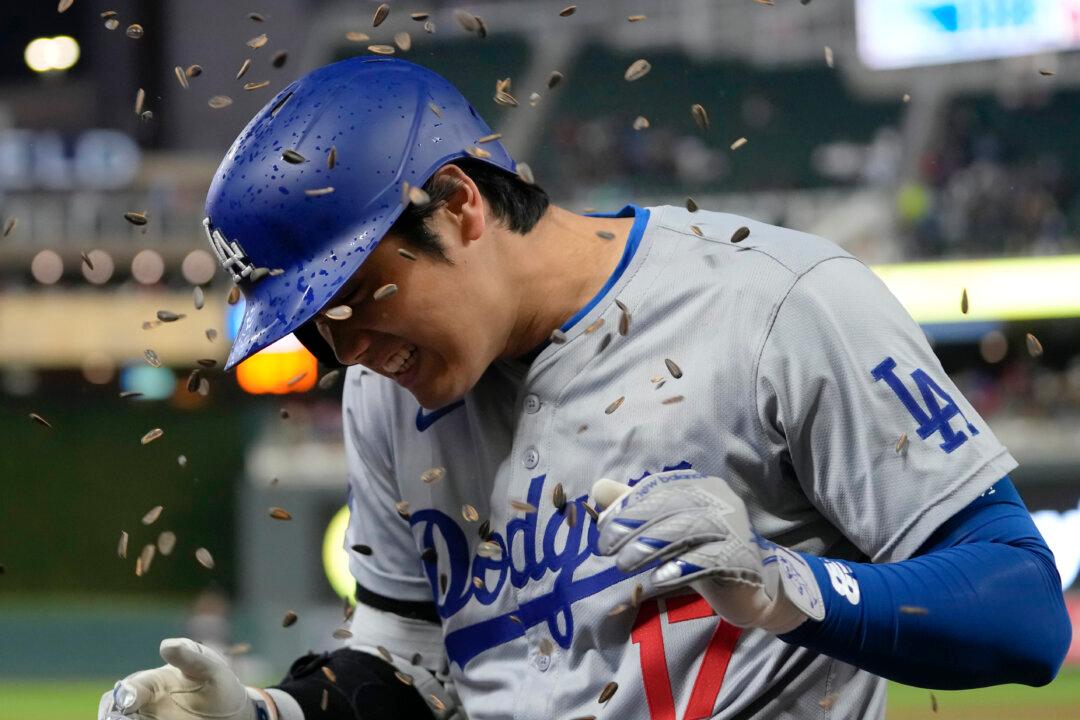 Ohtani’s Home Run, Two Doubles Spark Dodgers to Win in Minnesota